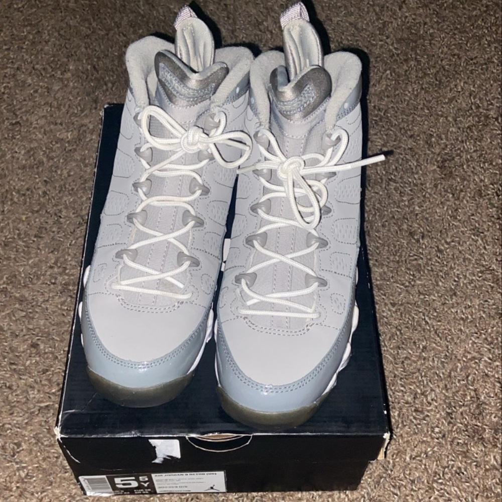 Jordan retro 9